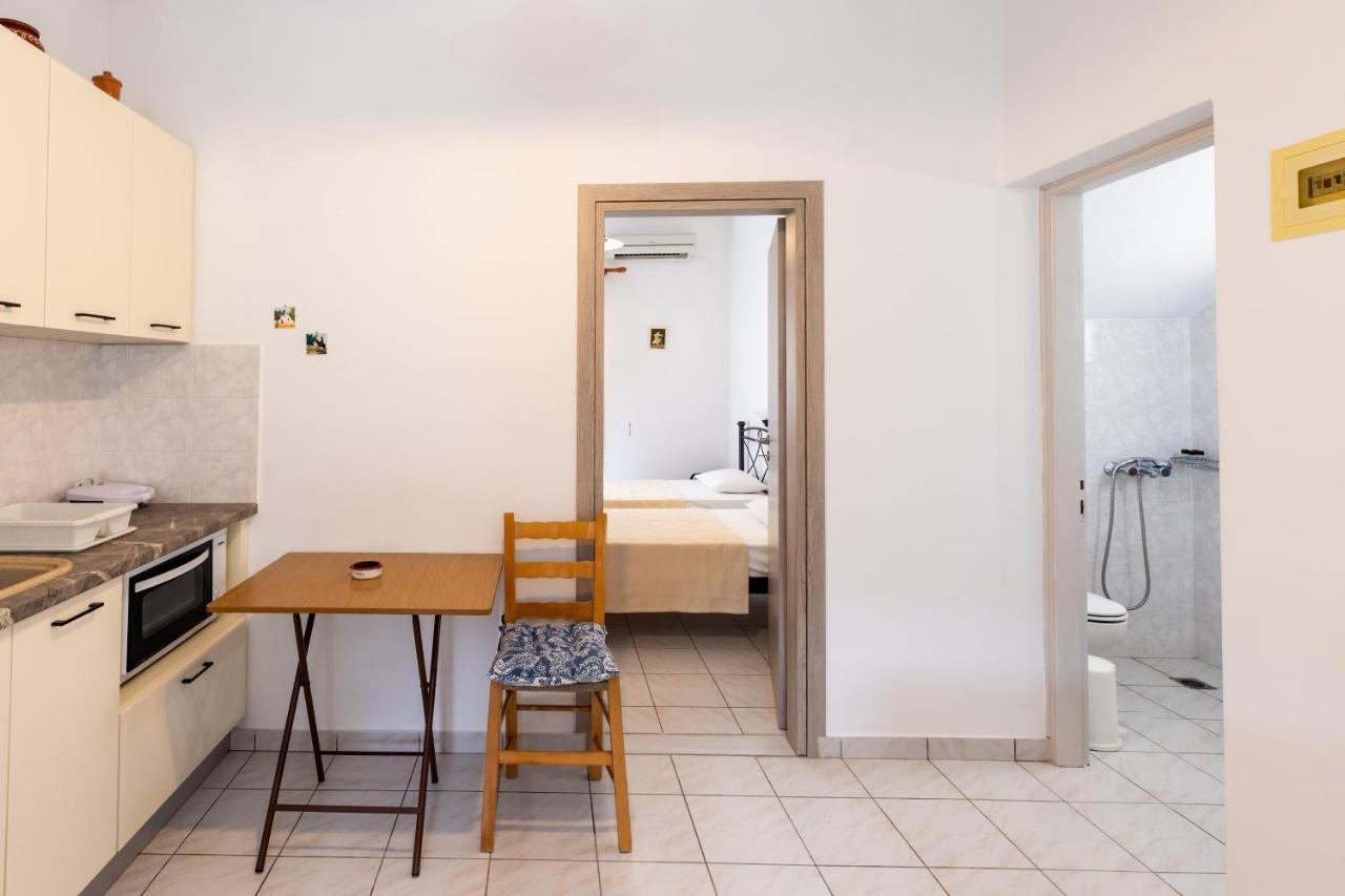 Peris Rooms Kamares  Esterno foto