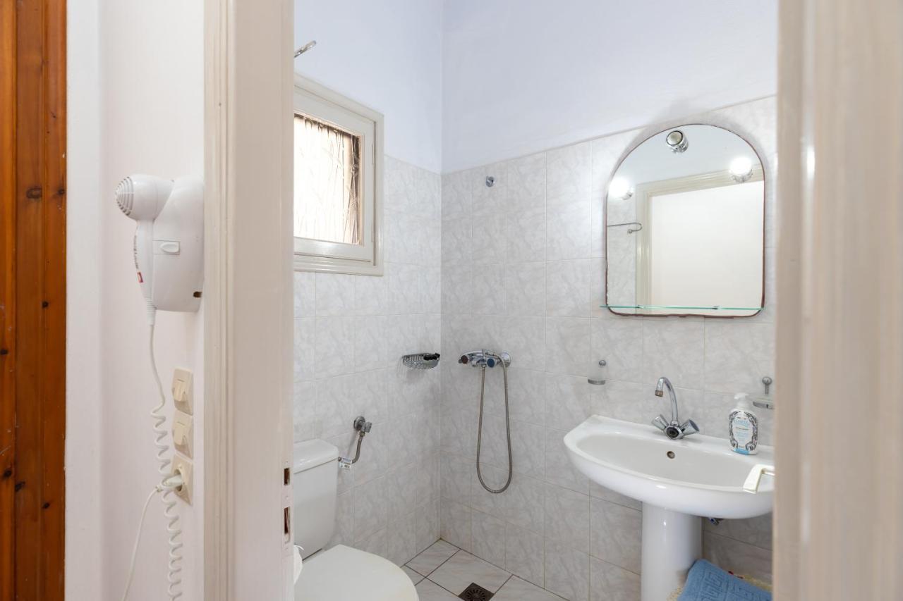 Peris Rooms Kamares  Esterno foto
