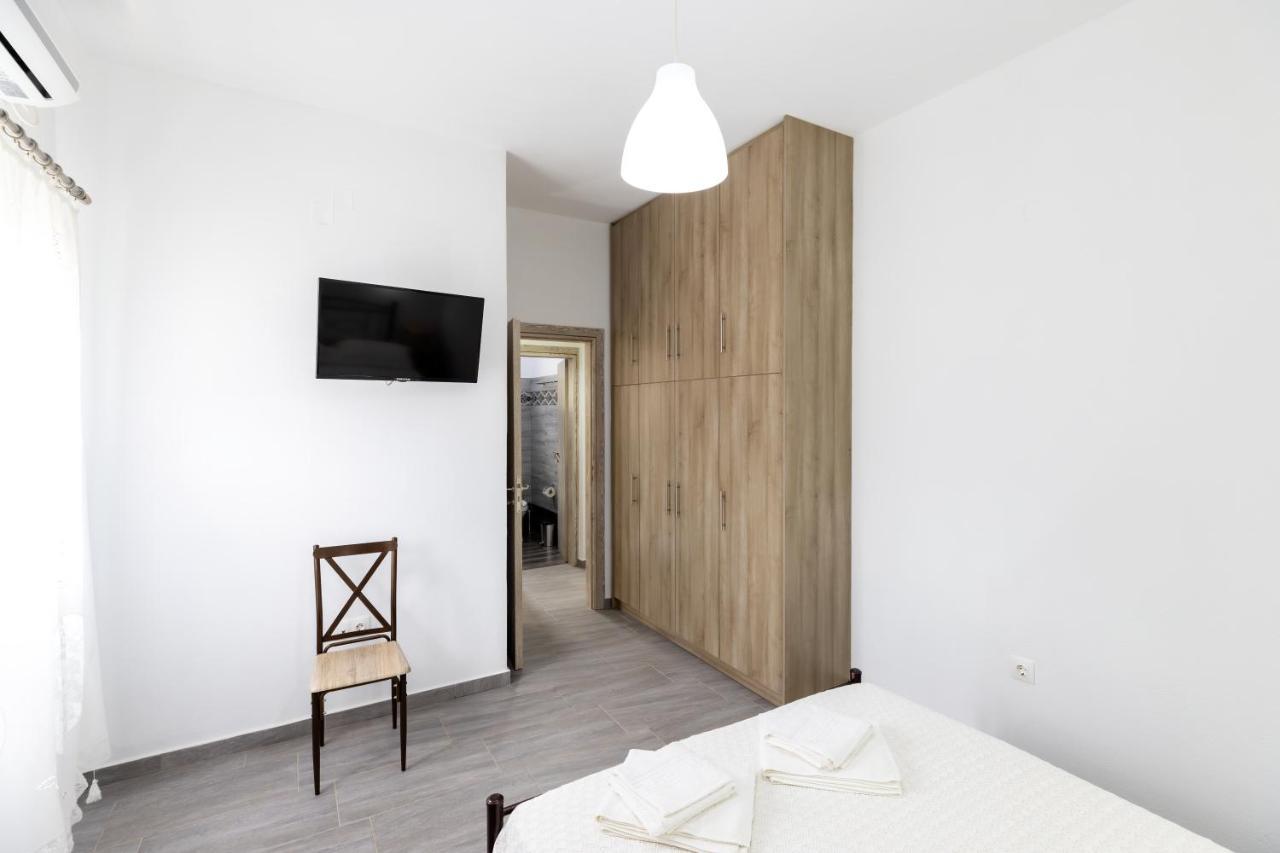 Peris Rooms Kamares  Esterno foto
