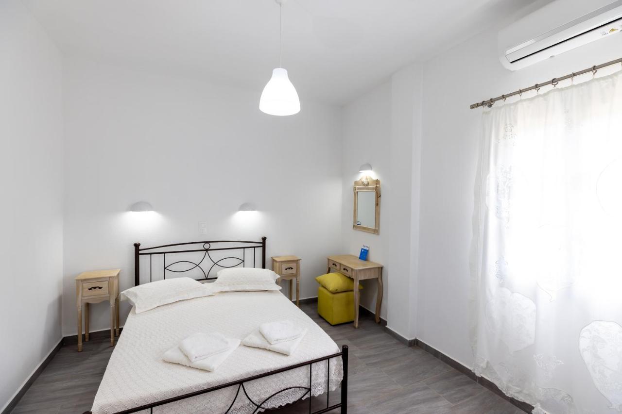 Peris Rooms Kamares  Esterno foto